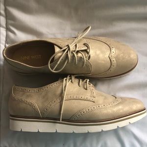 Nine west gold metallic oxfords